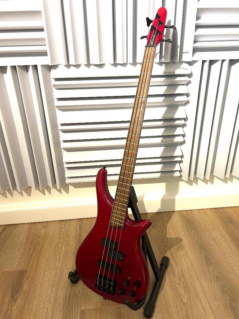 4-snarige Bass Collection (Japan, actieve bas), Ophalen of Verzenden, Zo goed als nieuw, Elektrisch