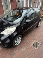 Peugeot 107 1.0 12V 5DR 2011 Zwart,Airco kmstand 190xxx, Auto's, Voorwielaandrijving, Euro 5, Zwart, 4 stoelen