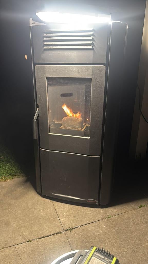 Mooie 9 kW Pelletkachel - Zware Uitvoering, Huis en Inrichting, Kachels, Gebruikt, Overige brandstoffen, Ophalen of Verzenden