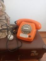 Vintage retro oranje telefoon PTT, Telecommunicatie, Vaste telefoons | Niet Draadloos, Ophalen of Verzenden, Met draaischijf