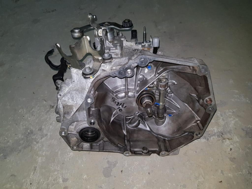 Versnellingsbak Suzuki Celerio 1.0 12v 2015, Ophalen of Verzenden