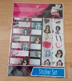 Nieuw monster high stickers set draculaura cleo nile lagoona, Ophalen of Verzenden, Nieuw, Overige typen