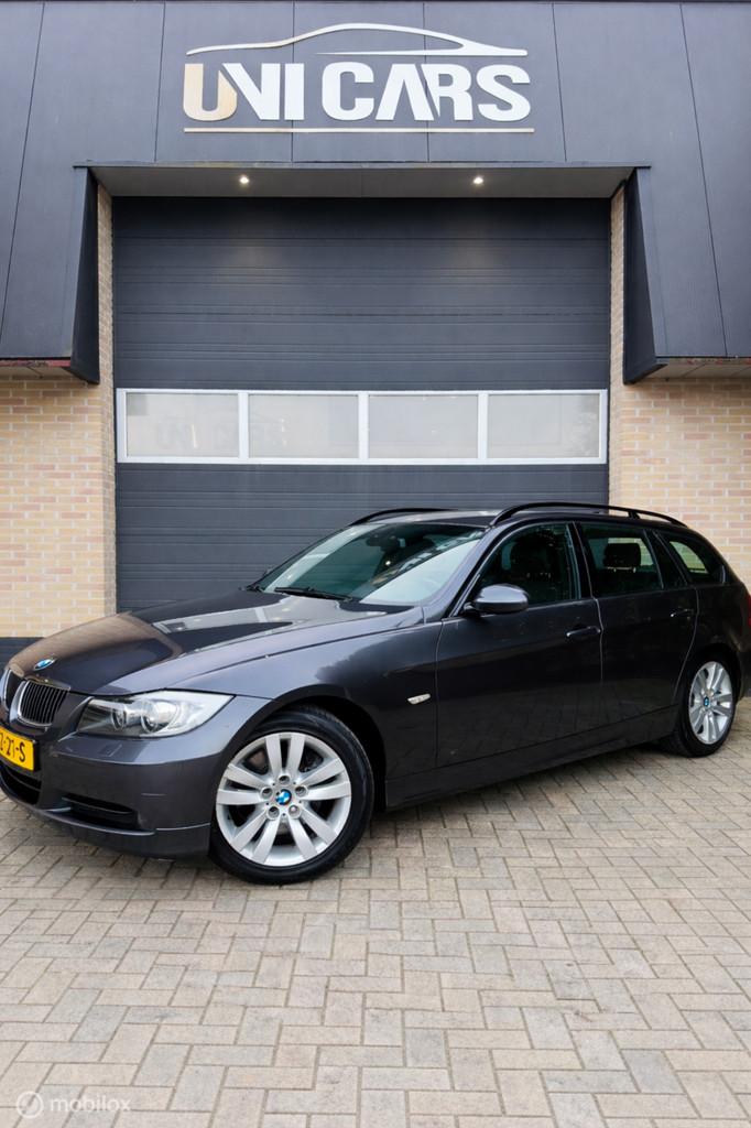 BMW 3-serie Touring 325xi High Executive |Automaat|Leer|Navi, Automaat, Gebruikt, 2494 cc, Vierwielaandrijving