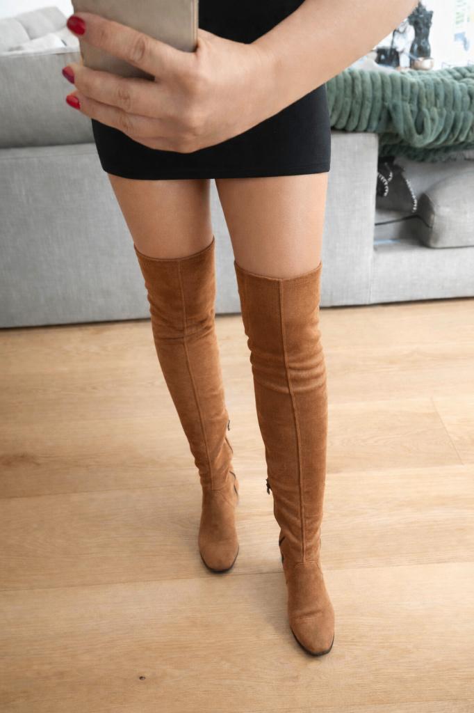 Tamaris overknee laarzen camel bruin suedine 39 Over de knie, Kleding | Dames, Schoenen, Zo goed als nieuw, Hoge laarzen, Bruin