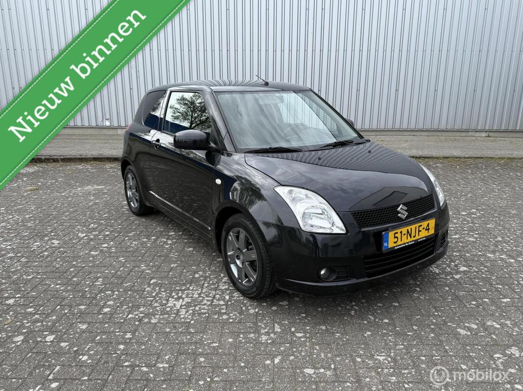 Suzuki Swift 1.5 Exclusive / keyless / stoel verw., Voorwielaandrijving, Stof, 4 cilinders, 400 kg