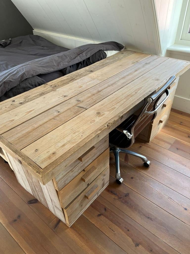 Robust, stoer steigerhouten bureau met ladekasten, Huis en Inrichting, Ophalen, Overige typen, Gebruikt, 78 cm