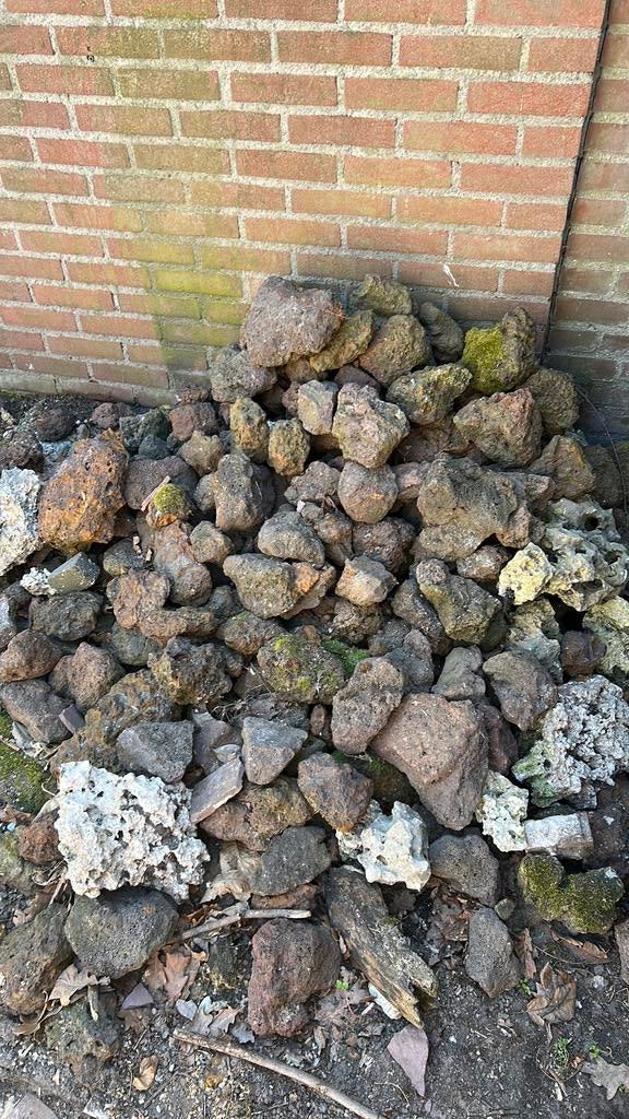 Lava stenen, Tuin en Terras, Grind, Keien en Split, Zo goed als nieuw, Overige typen, Bruin, Lava, Ophalen