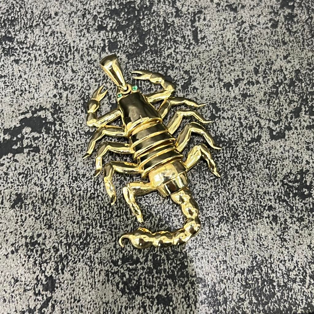 14 karaat gouden kettinghanger schorpioen model, Ophalen of Verzenden, Nieuw, Goud