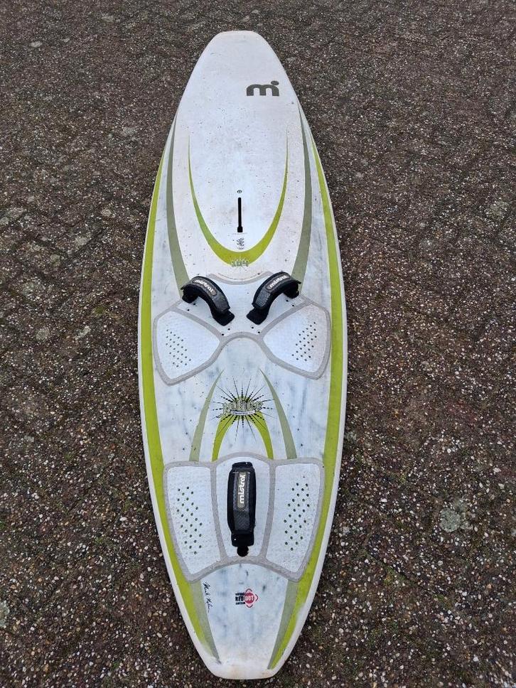 Freestyle, freeride en slalom sets, Watersport en Boten, Windsurfen, Gebruikt, Complete set, Met vin(nen), Minder dan 5 m², Ophalen