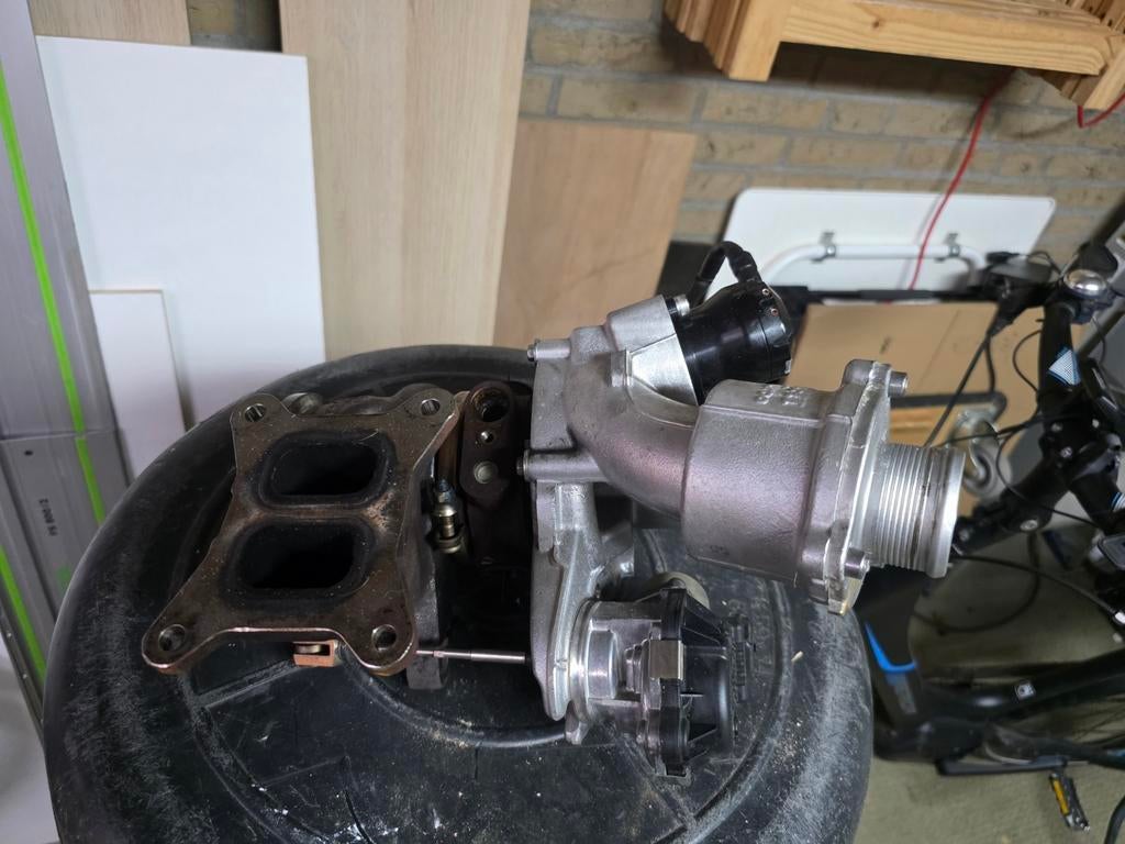 Originele is38 Turbo voor EA888.3 vag 2.0 tfsi (90.000 km), Ophalen