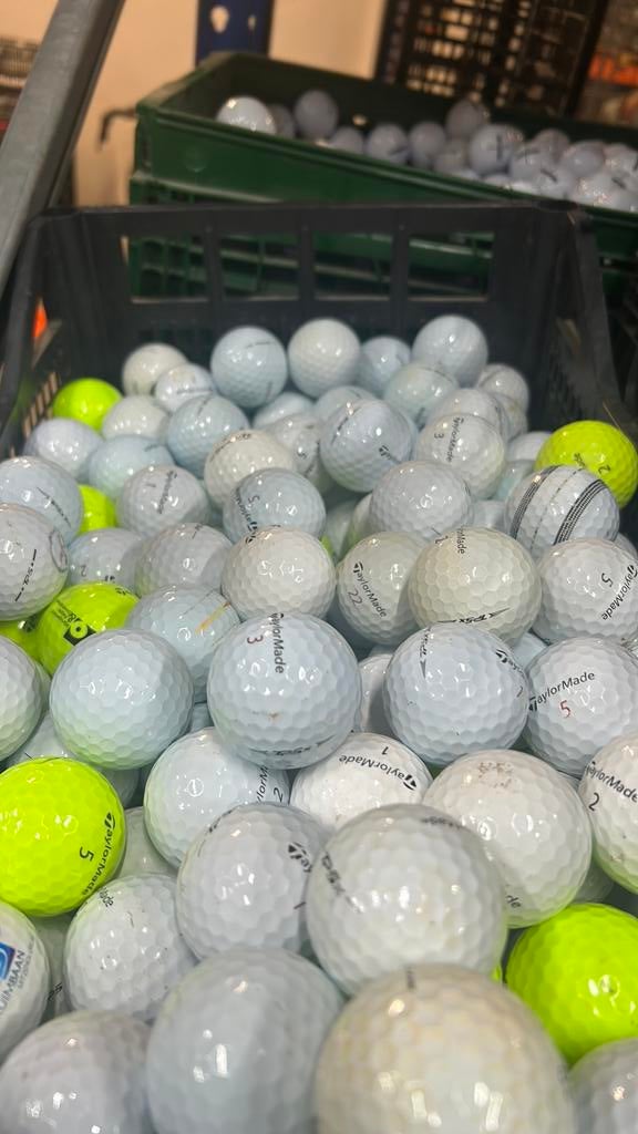 50 Stuks TaylorMade TP5 Golfballen, Ophalen of Verzenden, Zo goed als nieuw, Bal(len)