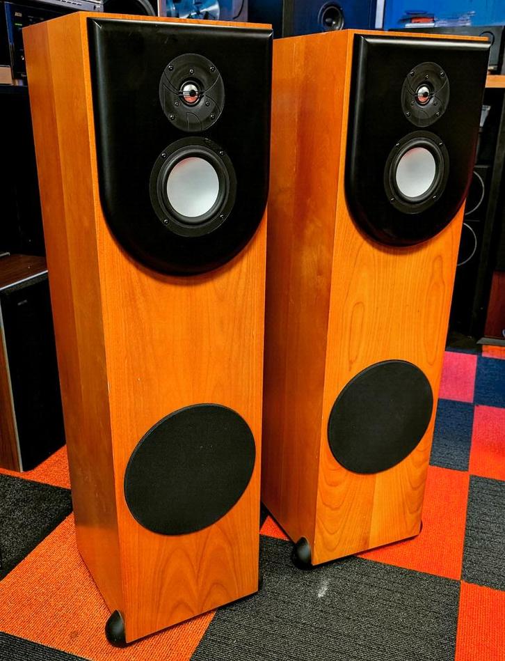 REVEL PERFORMA F30 • HIGH END TOP SET • GARANTIE, Audio, Tv en Foto, Luidsprekers, Refurbished, Front, Rear of Stereo speakers