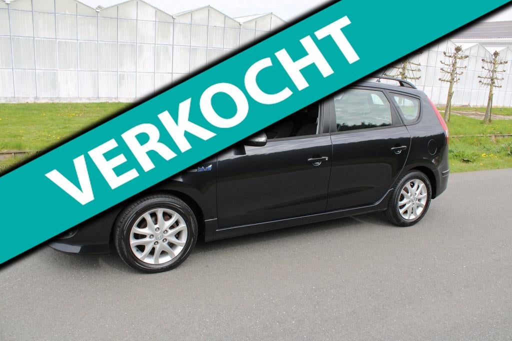 Hyundai I30 CW 1.4i i-Motion, Auto's, Hyundai, Bedrijf, Te koop, i30, ABS, Airbags, Airconditioning, Boordcomputer, Centrale vergrendeling