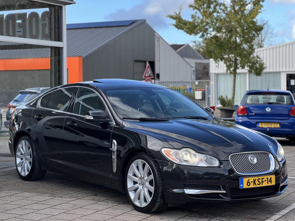 Jaguar XF 4.2 V8 Premium Luxury 297 PK / Xenon / Dodehoek de, Auto's, Jaguar, Automaat, Achterwielaandrijving, Gebruikt, 8 cilinders