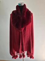 Vest11 - Wijnrode omslagdoek één maat (1), Kleding | Dames, Ophalen of Verzenden, Zo goed als nieuw, Maat 46/48 (XL) of groter