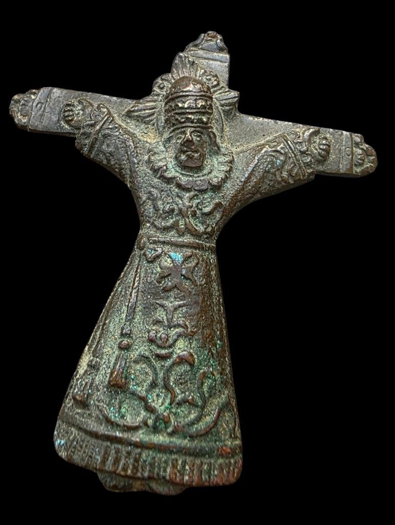 Bodemvondst 16e eeuws  Brons kruis met heilige, Antiek en Kunst, Antiek | Koper en Brons, Verzenden