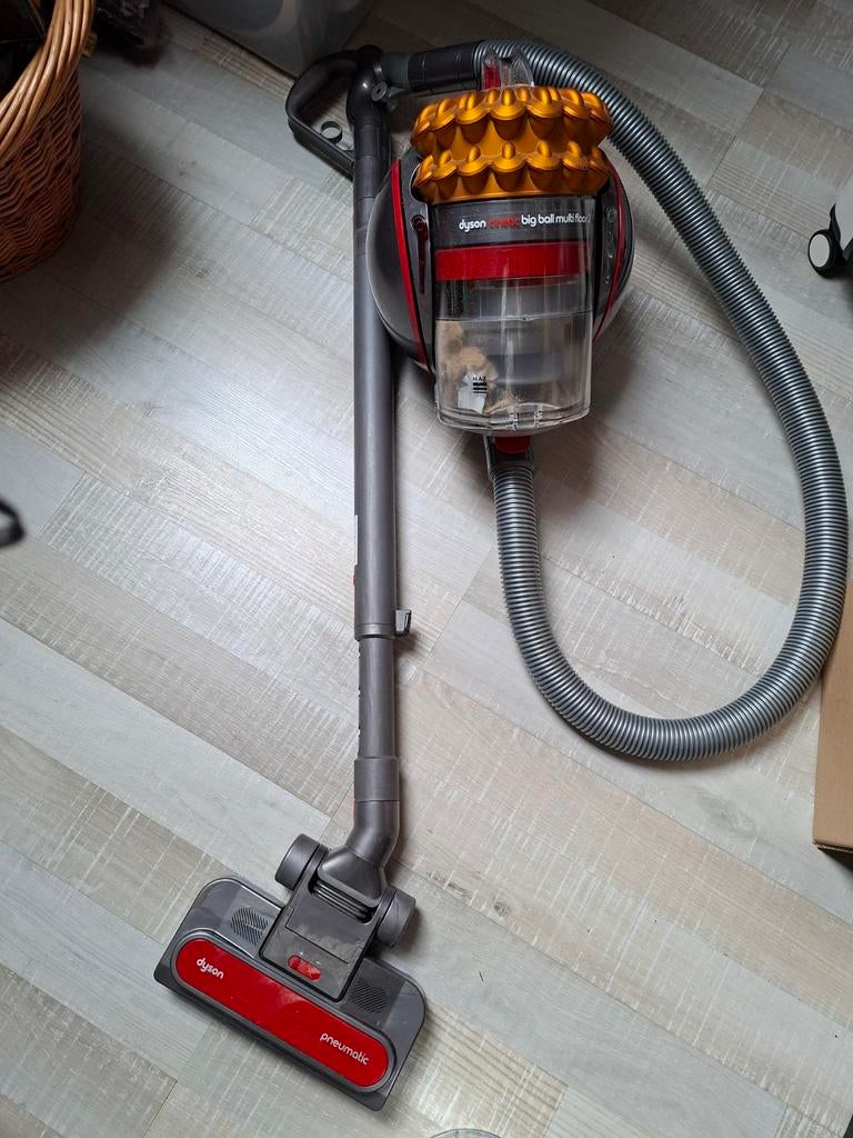 Dyson Big Ball Multi Floor stofzuiger, Ophalen, Gebruikt, Reservoir, Stofzuiger