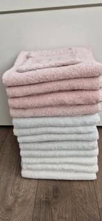 8 witte en 4 roze handdoeken 45cmx95cm, Ophalen, Nieuw, Handdoek