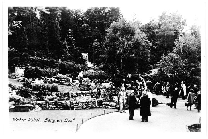 939303 Apeldoorn Berg en Bos 1948 Gelopen met postzegel, Verzamelen, Ansichtkaarten | Nederland, Gelopen, Gelderland, 1940 tot 1960