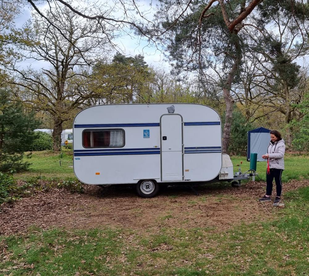 Vintage Knaus Monsun F luxe caravan (1979) met voortent, Caravans en Kamperen, Rondzit, Particulier, 500 - 750 kg, Knaus