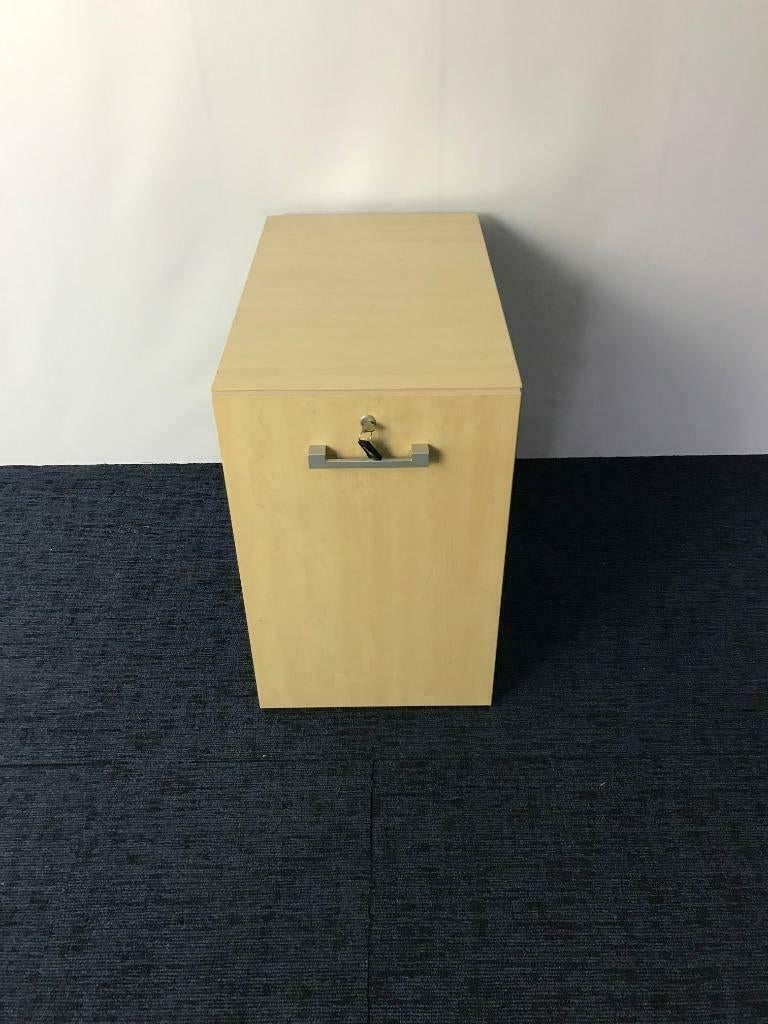 2 x Steelcase ladekast, ahorn/antraciet, Huis en Inrichting, Kasten | Ladekasten, Ophalen, Gebruikt, 50 tot 100 cm, 3 of 4 laden
