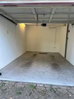 Garage for rent equipped with water and electricity