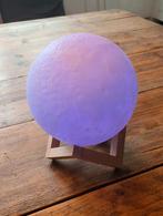 Maanlamp met standaard - veelkleurig, Huis en Inrichting, Ophalen of Verzenden, Zo goed als nieuw, Hout, Modern