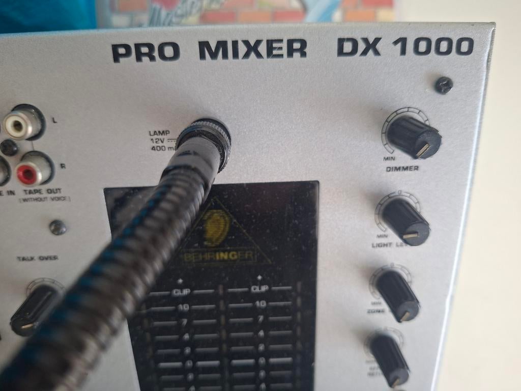 Behringer Pro Mixer DX1000 - Zoldervondst zonder voeding, Ophalen, Gebruikt, 10 tot 20 kanalen, Microfooningang