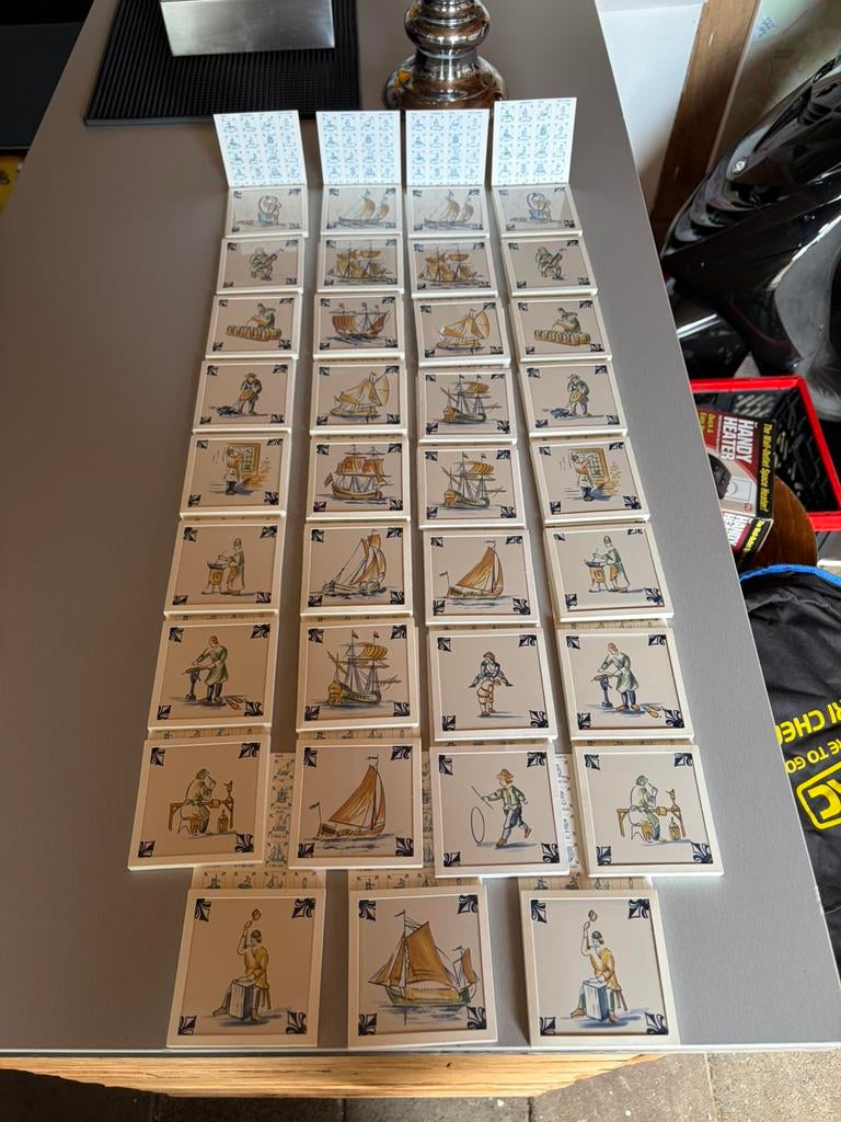 Zeldzame collectie klm business class tegeltjes delfts blauw, Antiek en Kunst, Antiek | Wandborden en Tegels, Ophalen of Verzenden