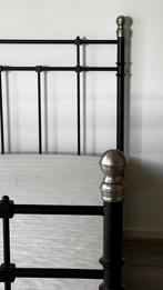 Mooi zwart metalen bed, Ophalen, Zwart, Tweepersoons, Zo goed als nieuw