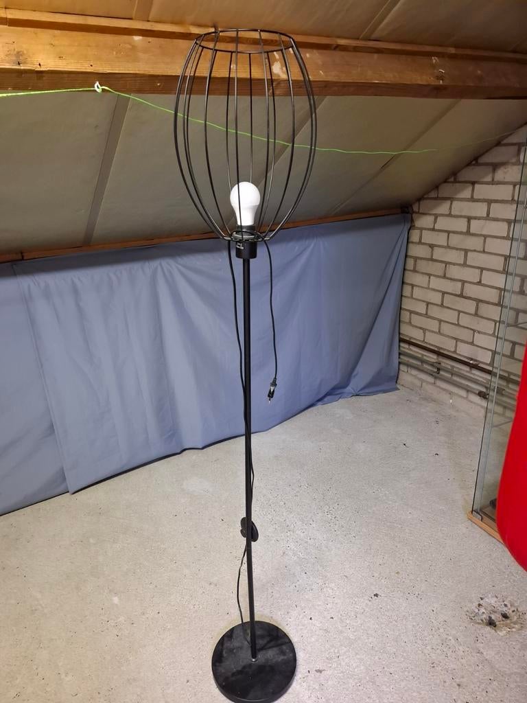 Staande lamp niet gratis, Ophalen, 150 tot 200 cm