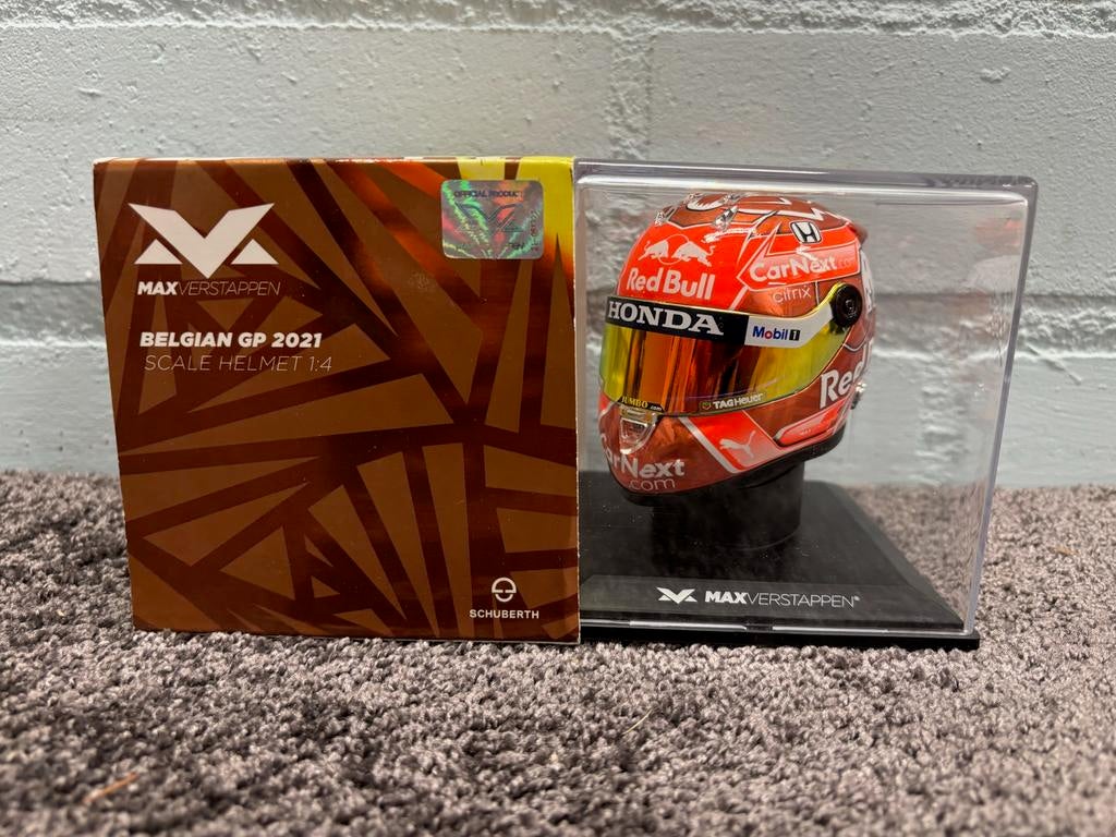 Max verstappen helm 1:4 spa 2021, Verzamelen, Automerken, Motoren en Formule 1, Ophalen of Verzenden, Zo goed als nieuw, Formule 1