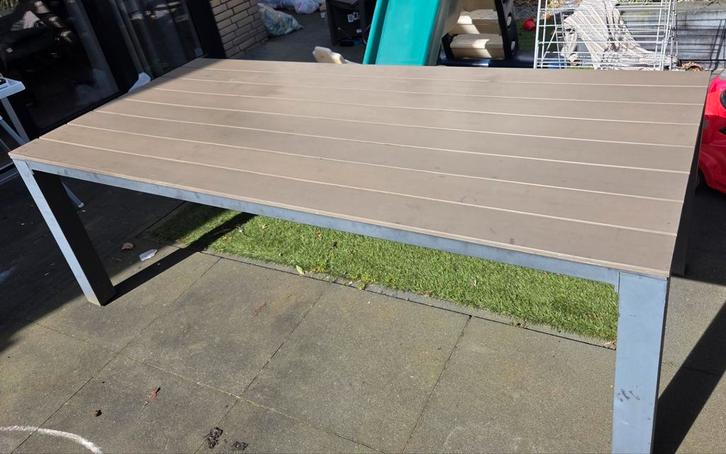 Tuintafel 220x100 cm - Polywood, metalen frame, Tuin en Terras, Tuintafels, Gebruikt, Rechthoekig, Kunststof, Ophalen