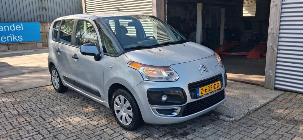 Citroën C3 Picasso 1.4 VTI 70KW Cruise airco trekhaak nw apk, Voorwielaandrijving, Stof, Zwart, 635 kg