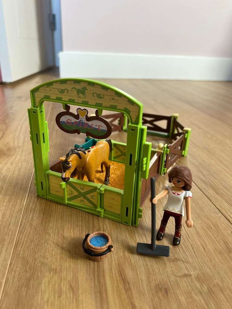 Playmobil Spirit paardenstal met Lucky en Spirit, Ophalen, Zo goed als nieuw, Complete set