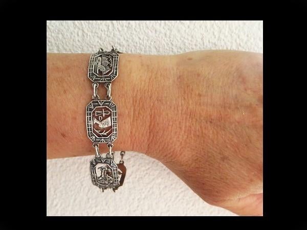 Zilveren Armband met Bijzonder Egyptische Details!, Verzenden, Zilver, Armband