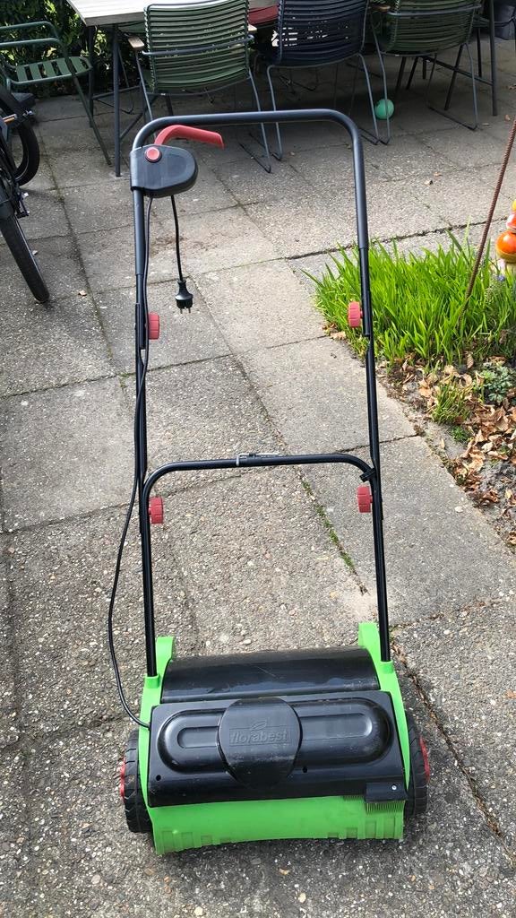 Florabest verticuteermachine, Ophalen, Zo goed als nieuw, Elektrisch