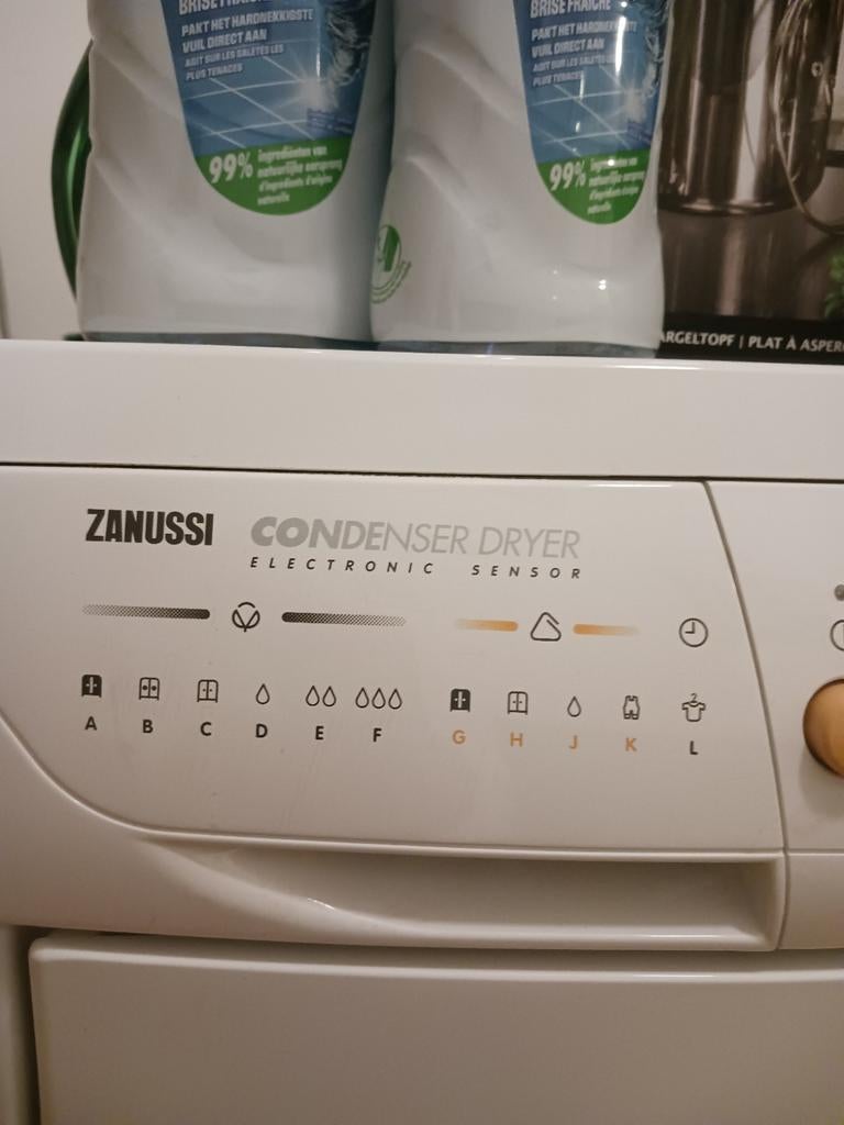 Zanussi Condensdroger - Goed Werkend, Ophalen, 6 tot 8 kg, Gebruikt, Voorlader