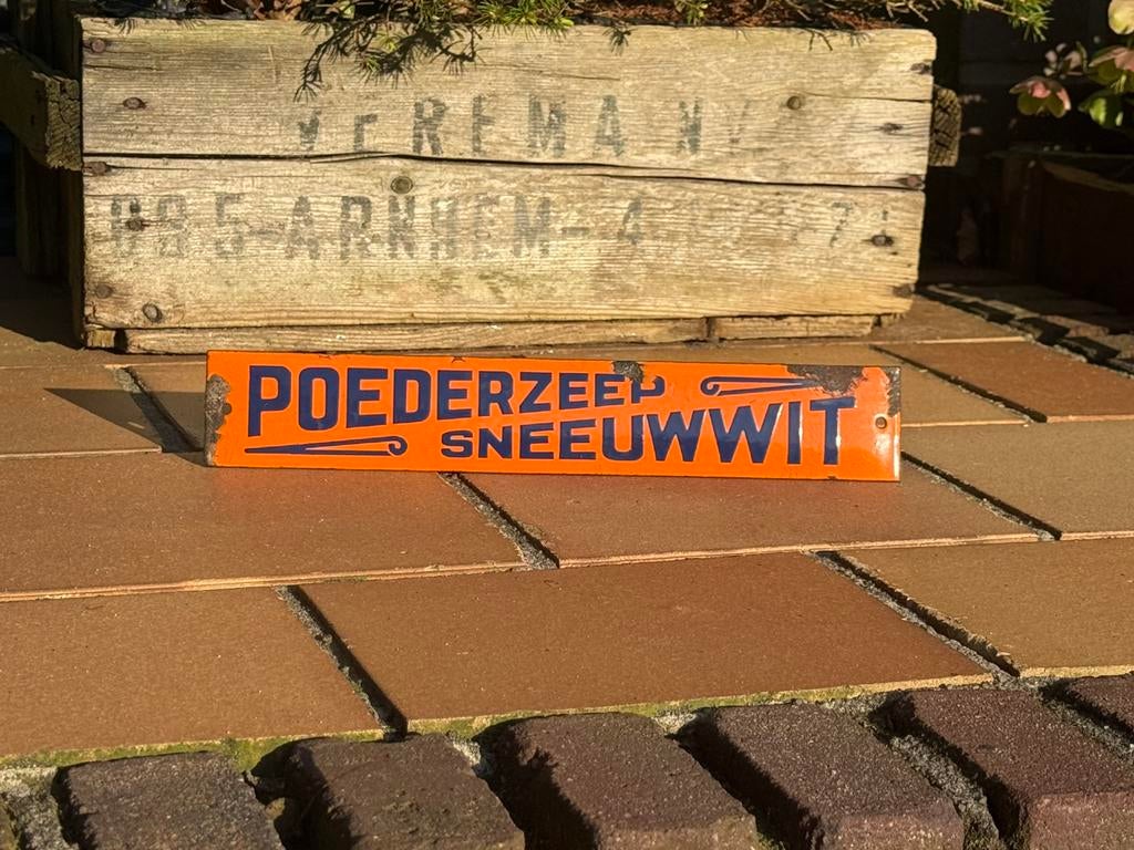 Oud emaille reclame bordje deurpostje zeeppoeder sneeuwwit, Verzamelen, Merken en Reclamevoorwerpen, Ophalen of Verzenden, Zo goed als nieuw