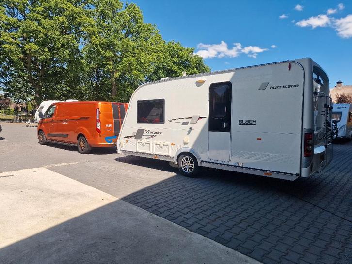 Elddis Crusader Hurricane 470 Black Edition, Caravans en Kamperen, Caravans, Particulier, tot en met 2, 1000 - 1250 kg, Treinzit
