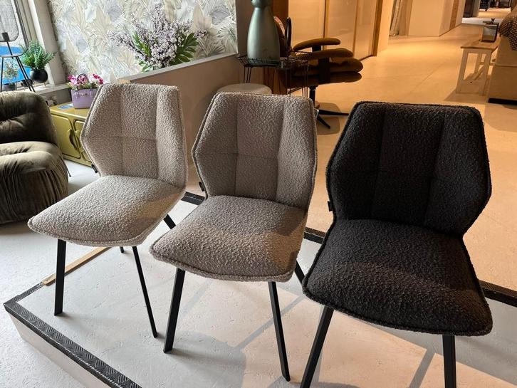 Eetkamerstoelen Micha, Huis en Inrichting, Stoelen, Nieuw, Drie, Metaal, Stof, Grijs, Ophalen