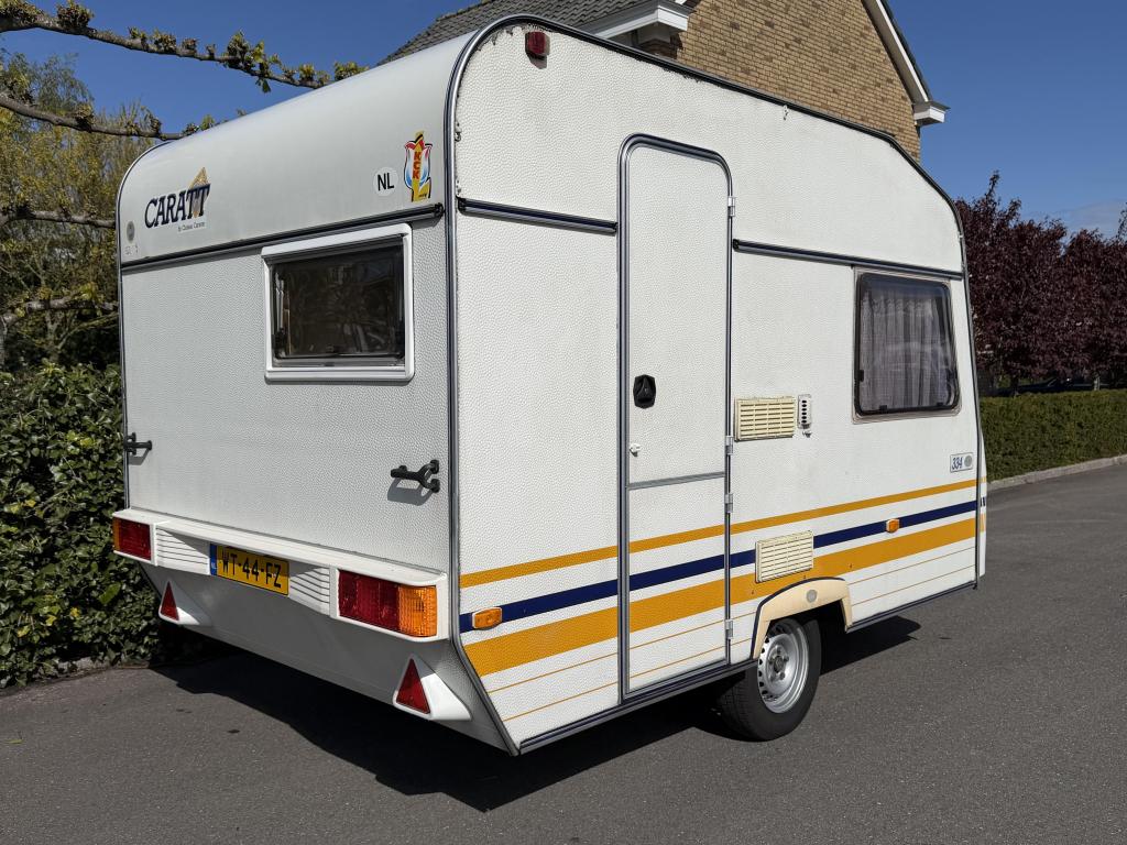 Chateau Caratt 334 Lichtgewicht met voortent, Caravans en Kamperen, Caravans, Rondzit, Tot en met 2, Bedrijf, 500 - 750 kg