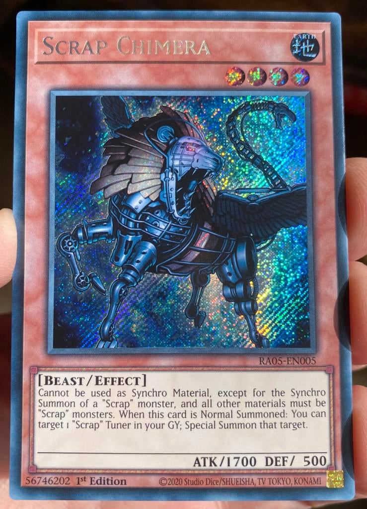 Yu-Gi-Oh! Scrap Chimera RA05 1st Edition !, Ophalen of Verzenden, Zo goed als nieuw, Losse kaart, Foil