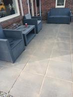 2 stoelen 2 zits tafel en ale kussens, Ophalen of Verzenden, Gebruikt, Beton, Overige typen