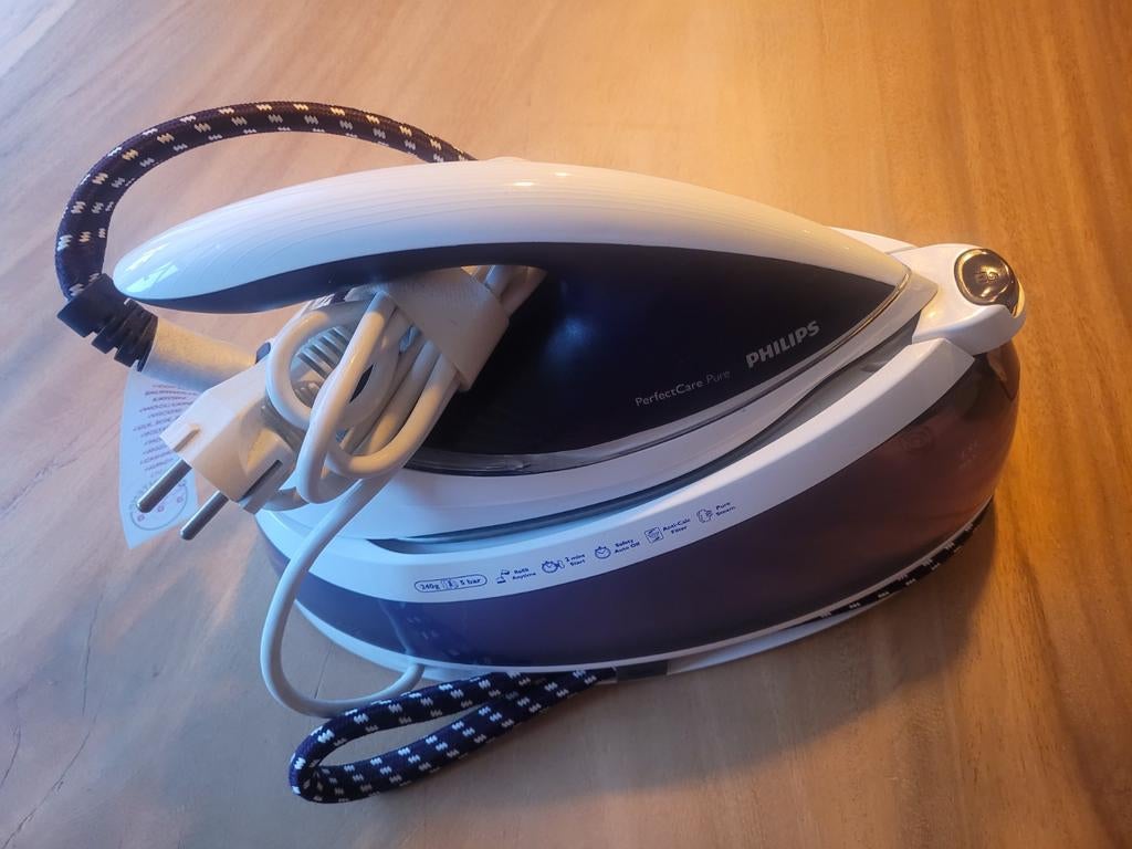 Philips PerfectCare Pure Stoomgenerator - Zo Goed Als Nieuw, Witgoed en Apparatuur, Strijkijzers en Strijkplanken, Ophalen of Verzenden