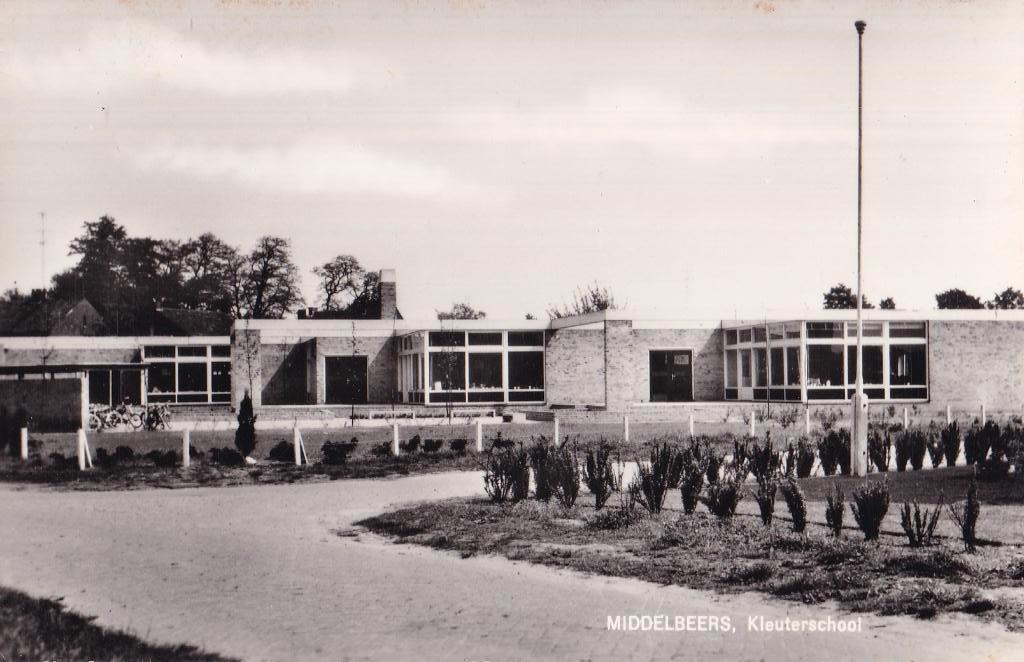 Middelbeers - Kleuterschool, Verzenden, 1960 tot 1980, Ongelopen, Noord-Brabant