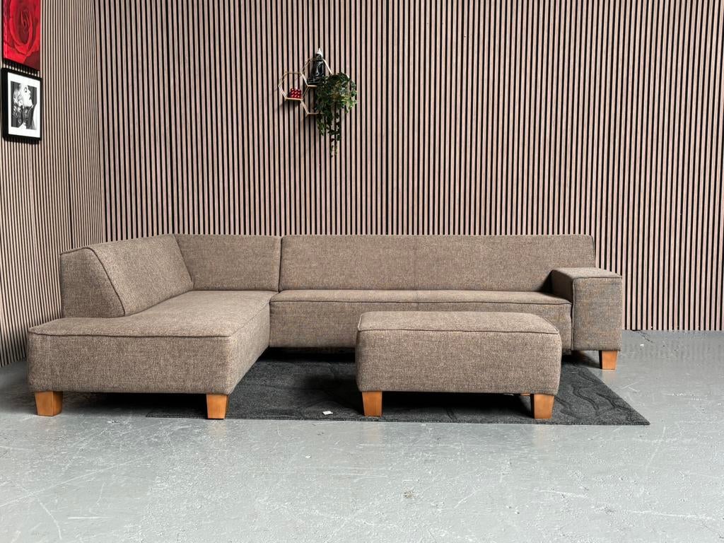 GRATIS LEVERING Montel Strike Hoekbank 300x220 GEREINIGD