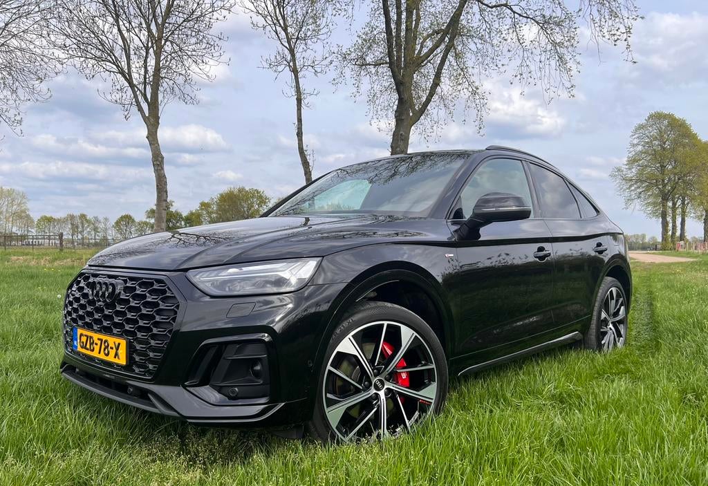 Audi Q5 Sportback TFSI e Quattro S-Edition 21” 360 Trekhaak, Auto's, Automaat, 4 cilinders, Leder en Stof, Zwart