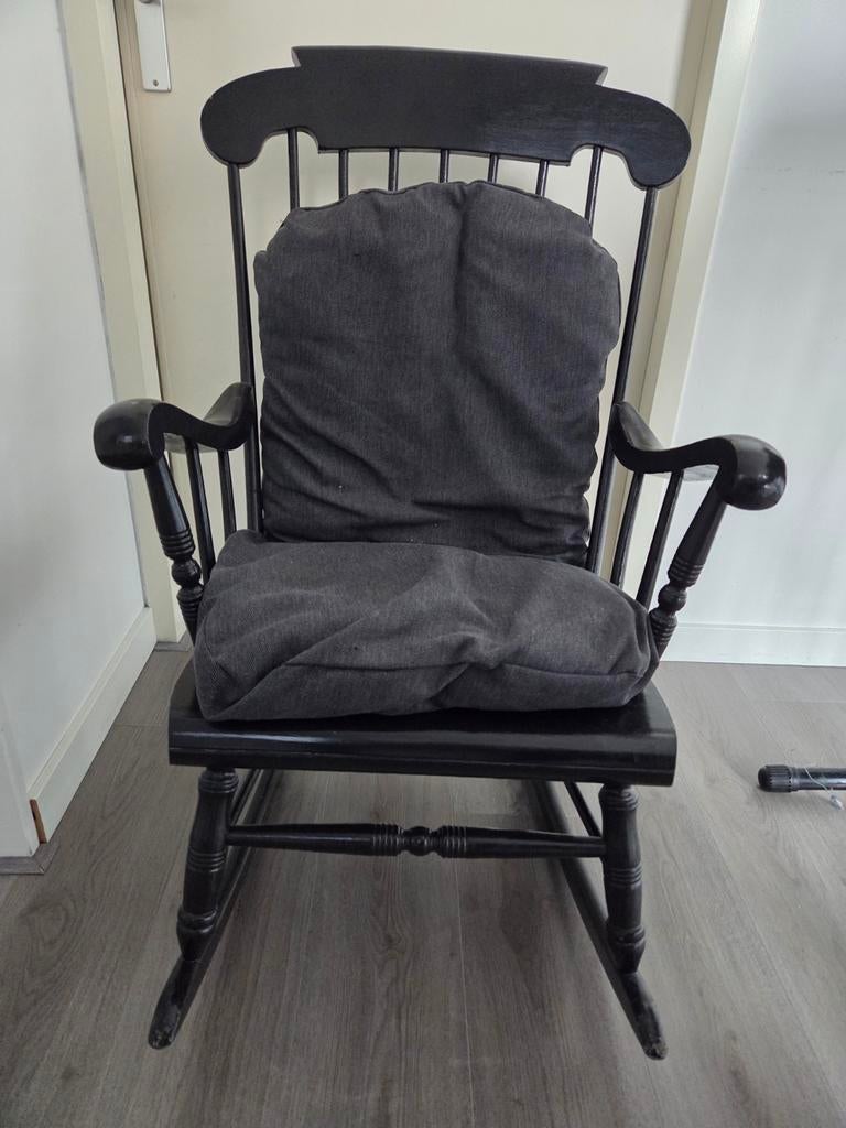 Zwarte schommelstoel, Huis en Inrichting, Stoelen, Ophalen, Gebruikt, Stof, Eén