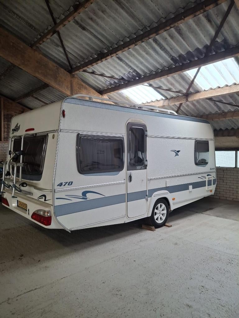 Caravan, type Fendt Bianco 470, Omvormbare zithoek, Rondzit, Schokbreker, Particulier